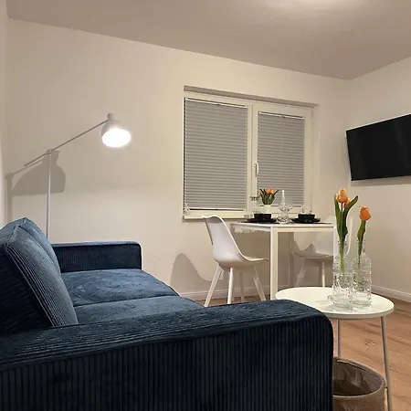 Neue Huebsche 2 Mit Schoener Terrasse Und Blick Ins Gruene Hamburg