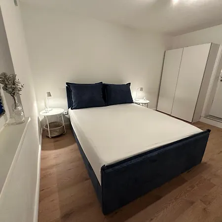 Neue Huebsche 2 Mit Schoener Terrasse Und Blick Ins Gruene Hamburg Lägenhet *