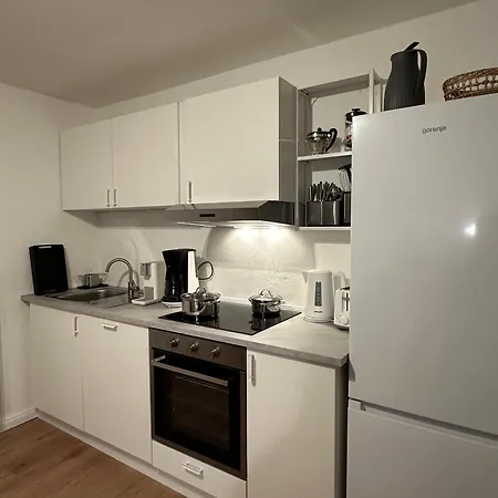 Neue Huebsche 2 Mit Schoener Terrasse Und Blick Ins Gruene Hamburg *